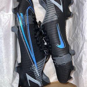 Nike vapor 14 Academy FG soccer cleats shoes NEW Men size 9.5 / Womens 11